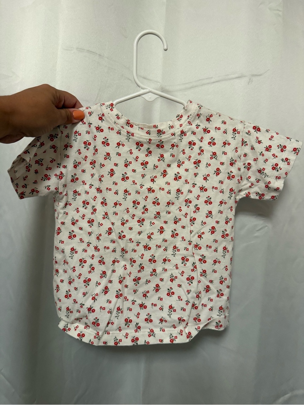 Old Navy White Short-Sleeve Tee with Red Floral Print